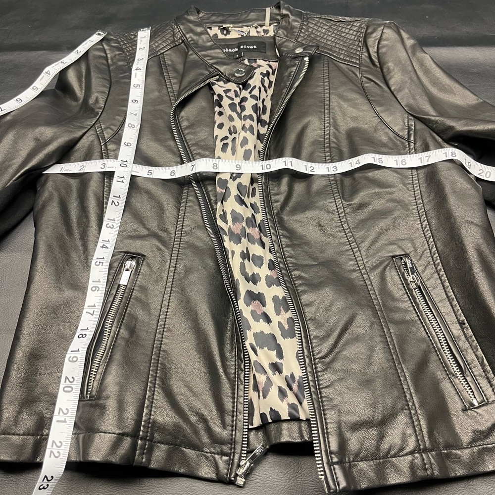 Large Black Rivet jacket - worn once - Picture 12 of 14